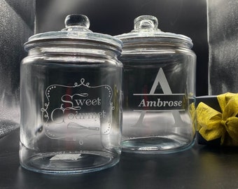 Personalized Cookie/Treat Jar, Etched Glass Candy Jar, Custom Storage, Birthday gift, Baker Jar, Glass Snack Jar, House warming