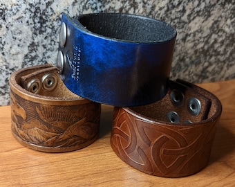 Patrón de cuero. Pulsera de correa. Pulsera de puño. Brazalete de cuero. Patrón PDF. (Apto para principiantes) Bricolaje