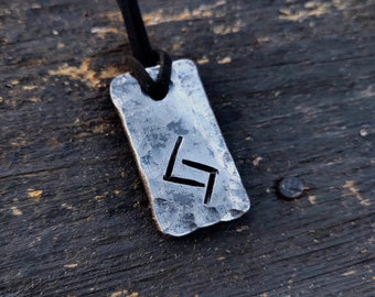 Runes Jera, gesmede hanger ijzeren amulet, handgemaakte talisman, runen-amulethanger