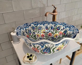 Lavandino per vaso da bagno con bordo arruffato, lavabo in ceramica per stanza di polvere, lavabo rotondo, rimodellamento guardaroba, ristrutturazione domestica, lavabo