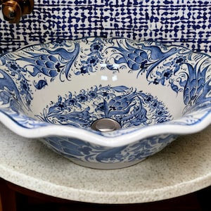Umywalka łazienkowa Vanity Vessel Blue Sink, umywalka Floral Washbasin, pół umywalka łazienkowa, ceramiczna umywalka dekoracyjna, ceramiczny wystrój łazienki, przebudowa, Midcentury