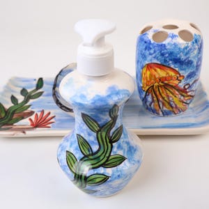 Bathroom Accessories Set with Jellyfish Design, Liquid Soap Dispenser &  Pump, Toothbrush Holder, Soap Dish, Lotion Dispenser, Bath Gifts