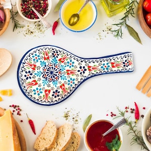 Oriental Blue Spoon Rest and Oriental Blue Utensil Holder