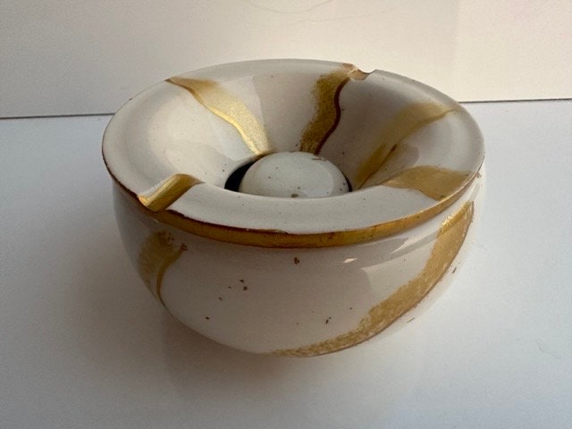 Posacenere In Ceramica Con Coperchio - Antivento Per Interni Ed Esterni, Design Elegante - Foto 2