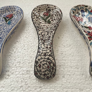 3+ Design Floral Ceramic Spoon Rest, Spoon Holder, Kitchen Pottery Decor, Ceramic Utensil Holder, Gift for Best Friend, Ladle Serving Set