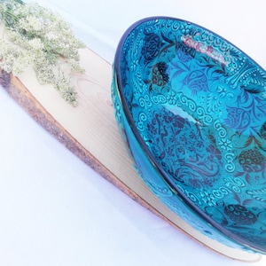 Bols en céramique turquoise faits à la main, qui ajoutent la différence à la vie moderne avec un design traditionnel, bol Ramen, assiette à salade, cadeau de la fête des Mères image 2