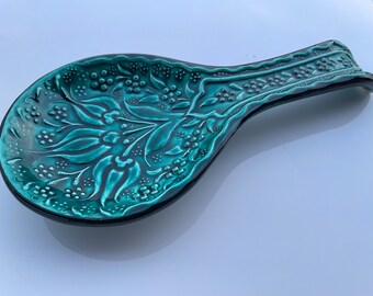 Reposacucharas de cerámica turquesa, accesorios azules para utensilios, soporte para cucharas, decoración de cocina, regalo para chefs, regalos para amantes de la cocina, regalo considerado
