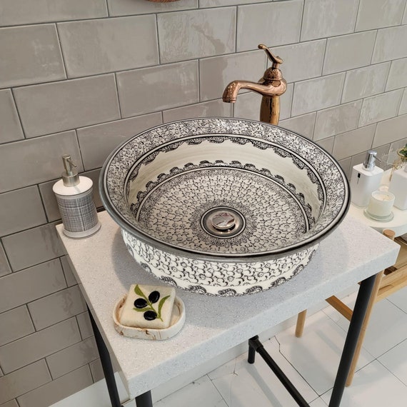 Ceramic Unique W&B Wash Basin, Bathroom Vessel Sink Above