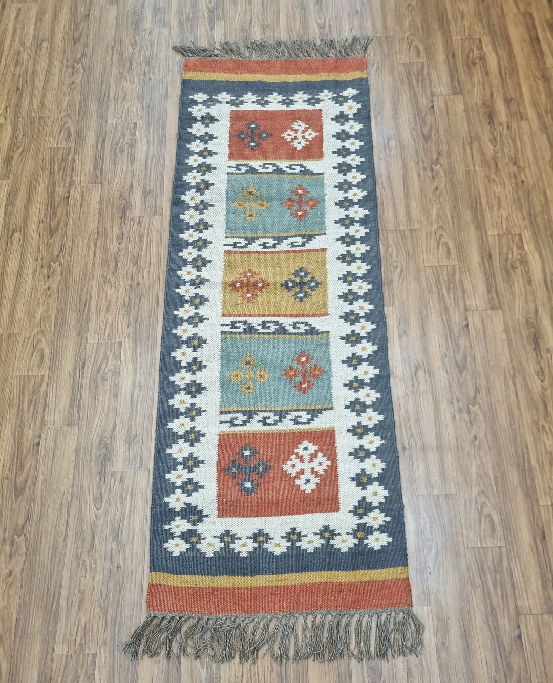 2x6, 2x8, 2x12 3x10, 4x10, 8x10. 9x12 Ft Black Border Wool Jute Runner