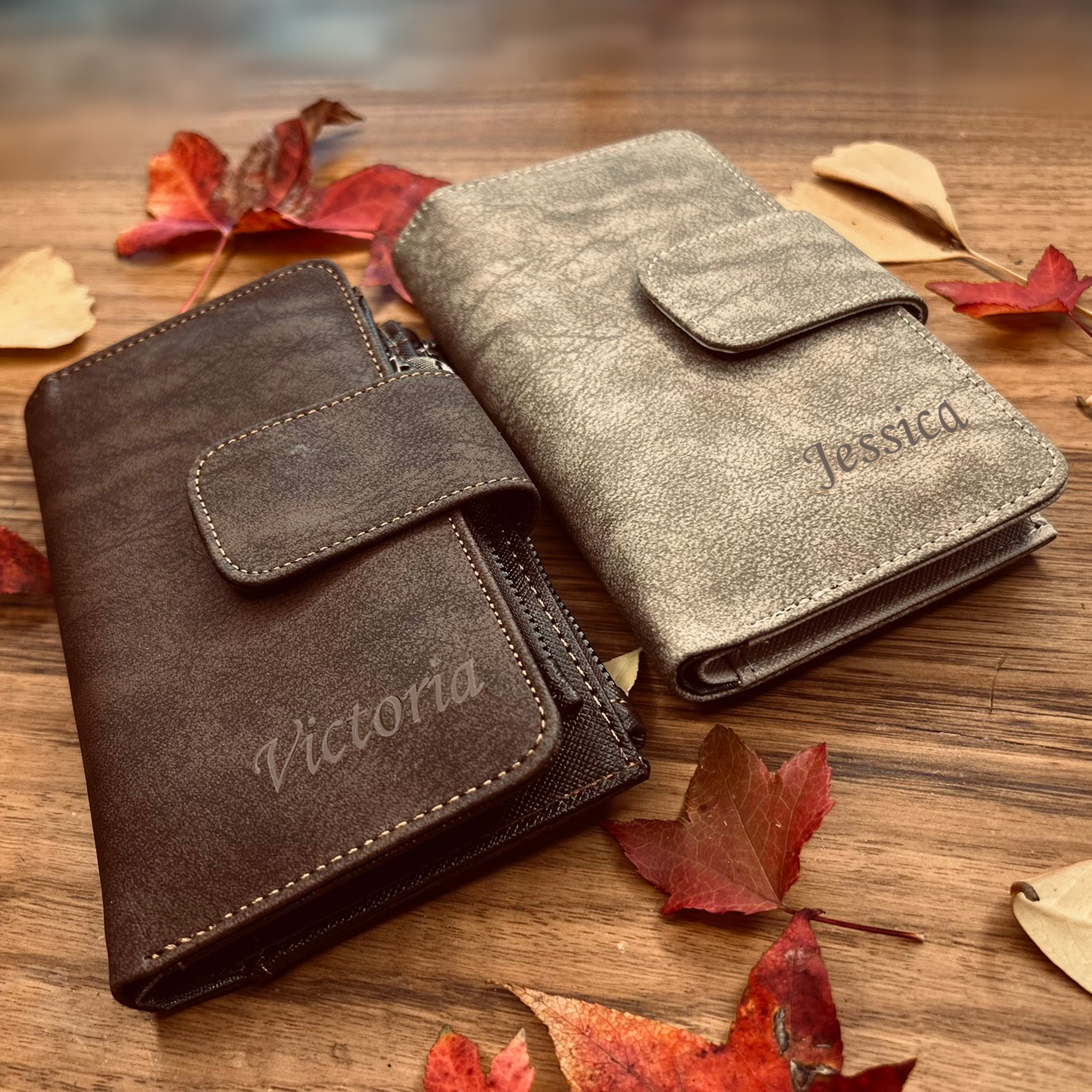 PERSONALIZED MOTHER GIFT - Women&#39;s Photo Wallet - Custom Engraved Vegan Leather Long Clutch - Christmas Gift For Her