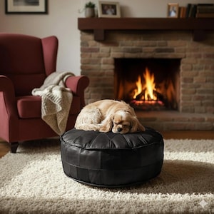 Handgefertigter Echtleder Pouf - Personalisierter runder osmanischer Fußhocker