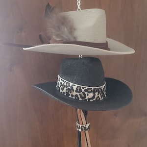 Cowboy Hat rearview mirror charms, Cowboy keychain, Western mirror hangers, Car accessories, Cowboy keychain, Car decor, Punchy car charm
