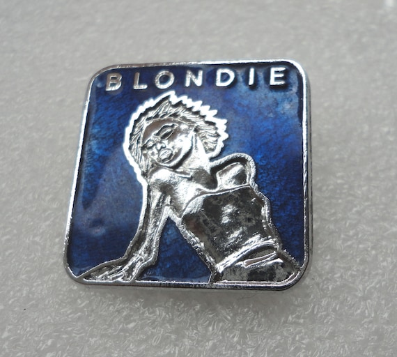 Pre-Owned Used Vintage Blondie Debbie Harry Enamel
