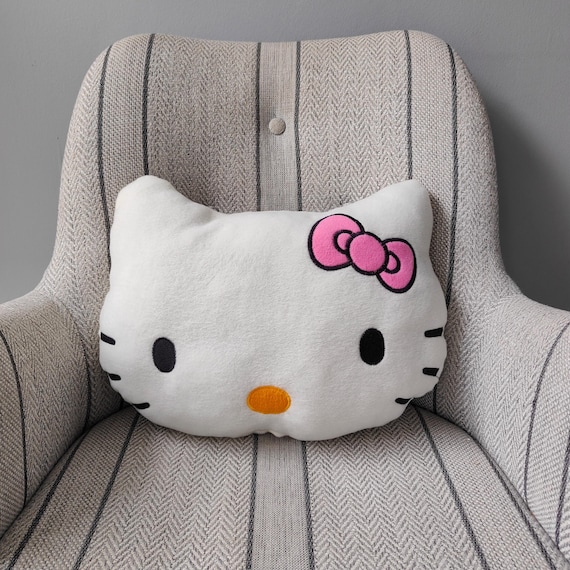 Lot De 2 Oreillers Hello Kitty – Peluches Décoratives 18x18, Rose, 1 Neuf Avec étiquette