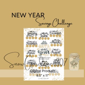 Puede incluir: Un imprimible digital de desafío de ahorro con un diseño dorado y blanco. El diseño incluye el texto "New Year Savings Challenge" y los meses del año. El imprimible mide 21,6 cm x 27,9 cm.