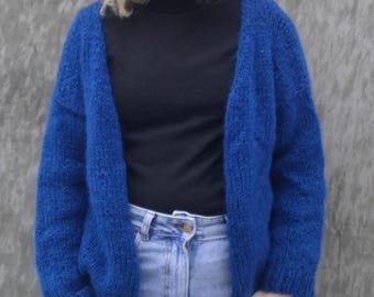 Blaue Mohair-Strickjacke, Grobstrickjacke aus Mohair, Strick-Mohair-Strickjacke