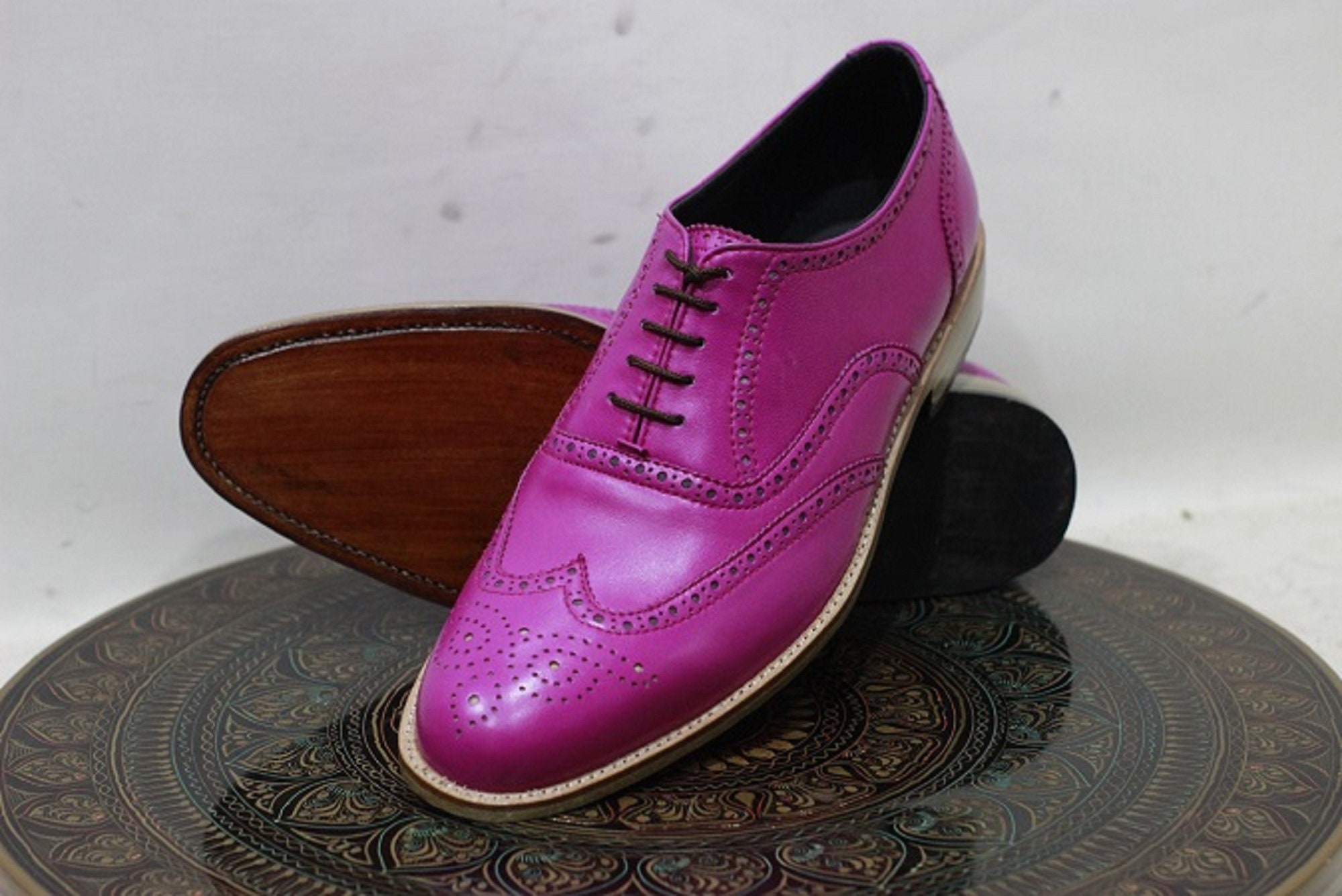 Pink wingtip shoes sale
