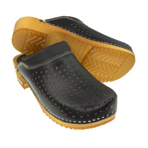 New Swedish Wooden Clogs /  Natural and Eco Handmade Clogs /  Moccasins for Woman/ Mules of  Leather /  Black /  High Heel / Trend Tree