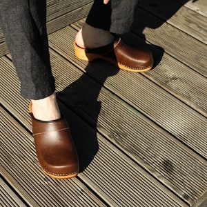 New Swedish Wooden Clogs /  Natural and Eco Handmade Clogs /  Moccasins for Men / Mules of  Leather /  Brown /  High Heel /   Trend Tree