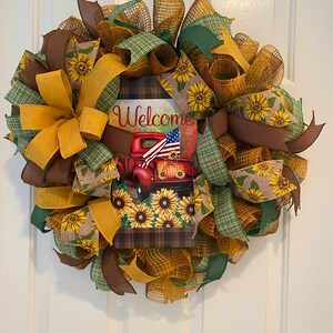 Everyday Wreath - Fall - Welcome - Red Truck