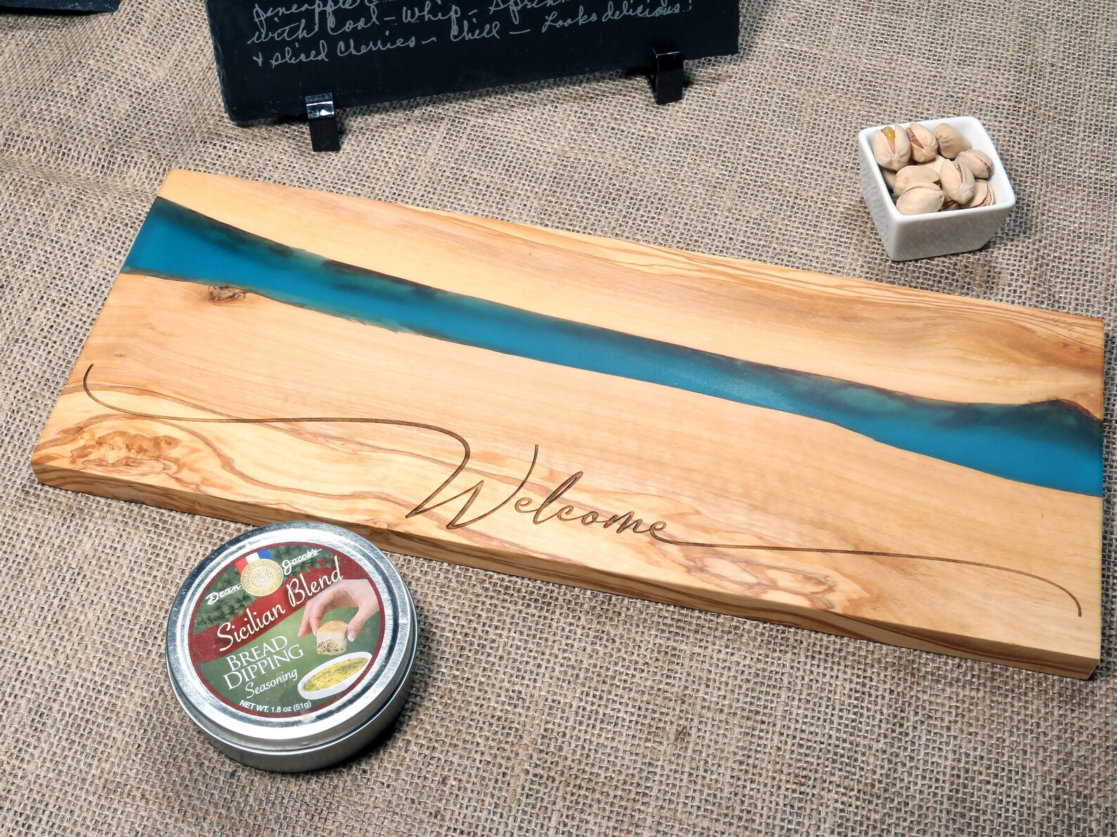 Olive Wood Board with Resin Custom Rustic Charcuterie Board Etsy España