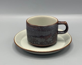 Thule’ teacups and saucers, designed by Danish Désirée Pottery in the 1960’s