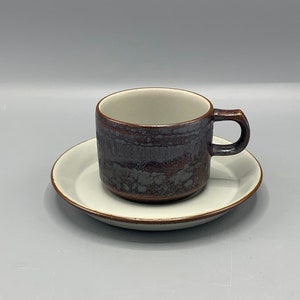 Thule’ teacups and saucers, designed by Danish Désirée Pottery in the 1960’s