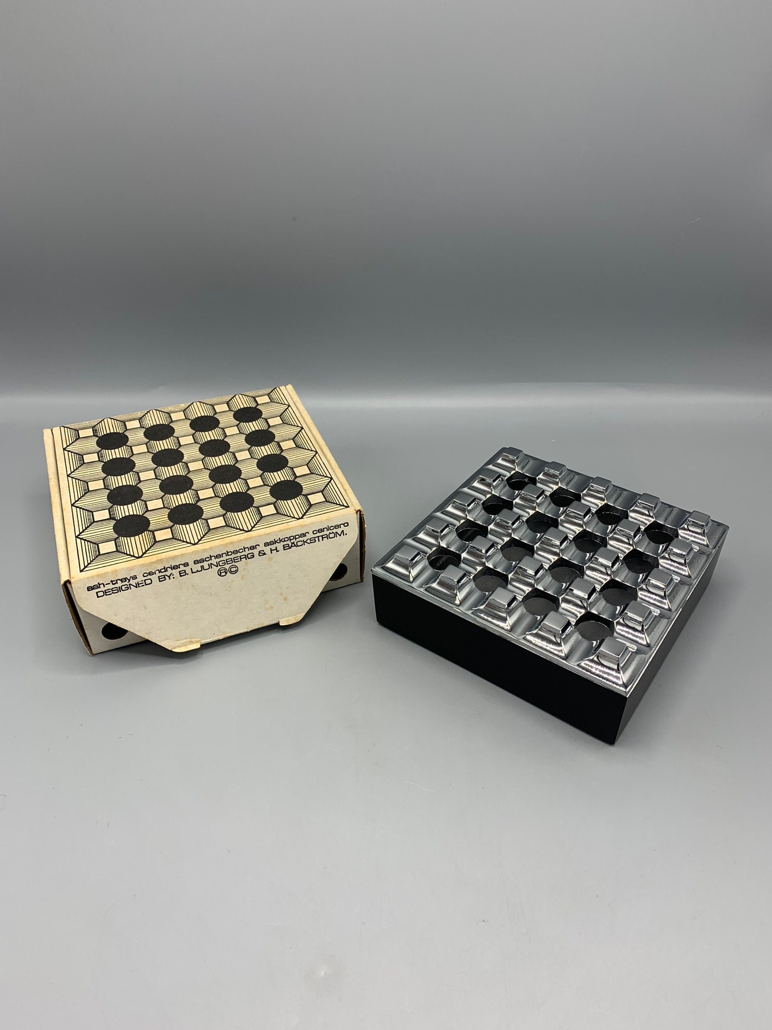逸品　ULTIMA15　真鍮　灰皿　ミッドセンチュリー　オブジェ　スウェーデン 逸品 ULTIMA15 真鍮 灰皿 ミッドセンチュリー オブジェ
