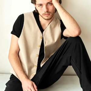 Ecru Cotton Men’s Waistcoat with Pockets – Buttoned Vest for Formal or Casual Wear