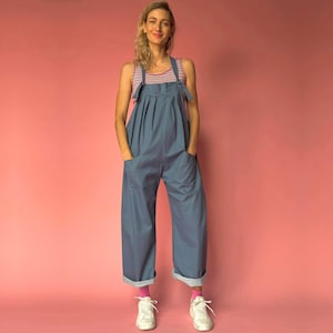 Blue cotton dungarees with pleats and adjustable straps for women | Overalls | Loose dungarees wide leg with pockets | Workwear