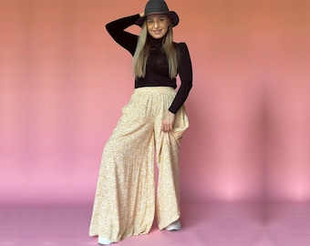 Boho floral skirt pants | High waisted, 70s style palazzo pants for women | Spring, summer or festival outlook | Limited edition