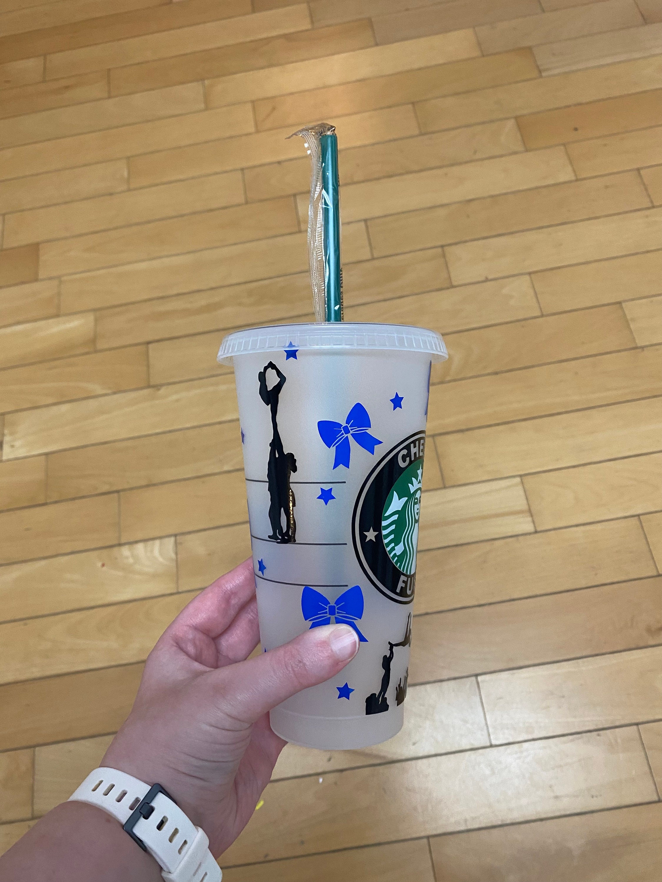 Is This The Last Day For Starbucks Holiday Cheer? - 9ndudqe