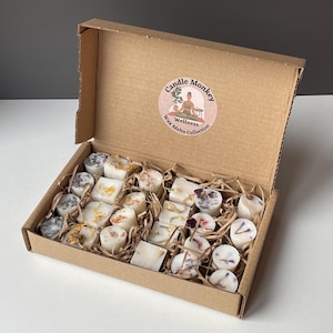 Colección de bienestar de 16 o 24 pastillas de cera aromática. Aceites esenciales puros y extractos botánicos. Sin colorantes ni fragancias artificiales. Envío gratuito en el Reino Unido.
