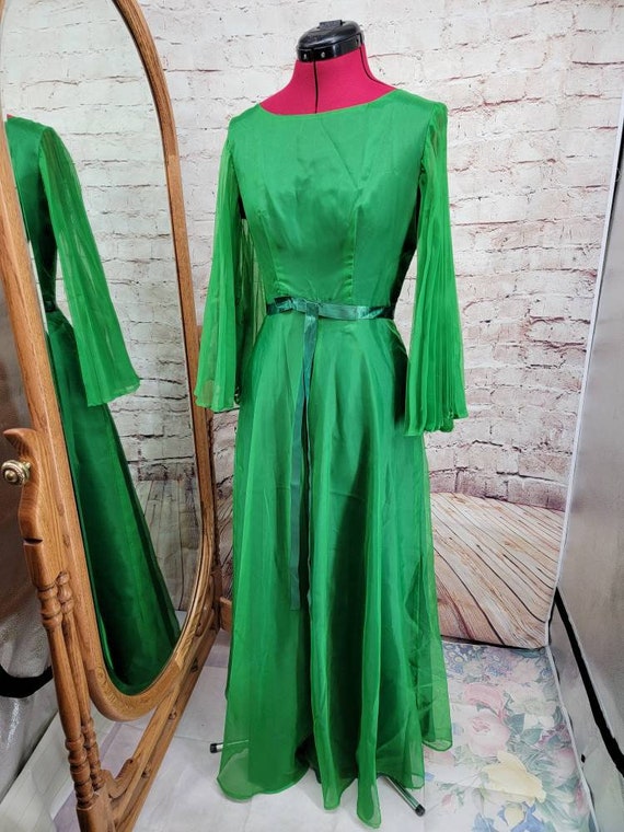 slim fit dress slacks 1950s Dark Green Cap Sleeves Swing Dress main image 1