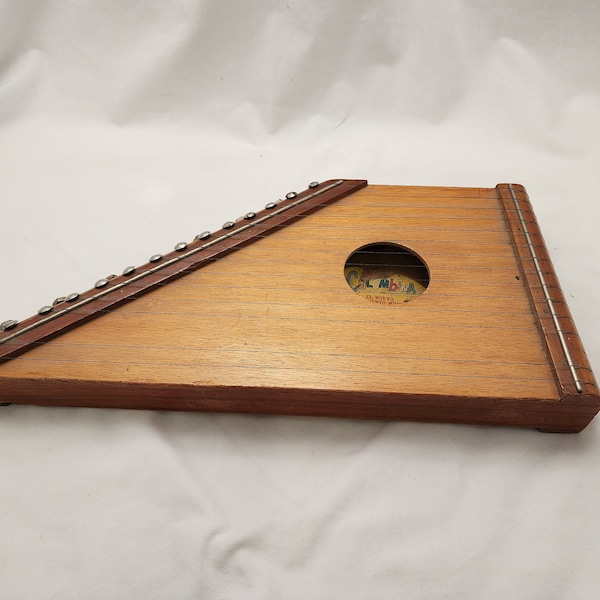 Colombia Instrument, Lap Harp, Hand Harp, Dulcimer, Missing One String.