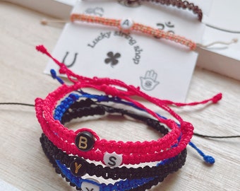 Bracciale Con Iniziale Regolabile - Gioiello Personalizzato Per Coppie, Amici, Famiglia