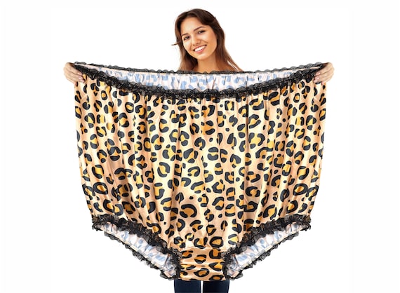 Giant Grand Mama Leopard Print Undies, Big Momma Undies, Funny Joke Gag  Gift Oversized Funny Adult Gift Novelty Underwear, Granny Panties -   Norway