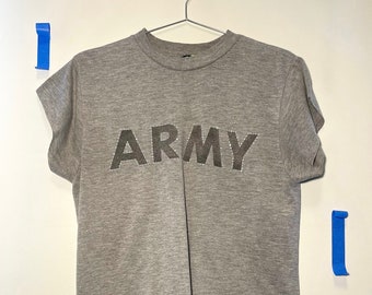 REANIMATED VINTAGE Army Workout Tee - MEDIUM