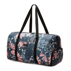 22&quot; Women&#39;s Large Duffel/Weekender Bag with Shoe Pocket