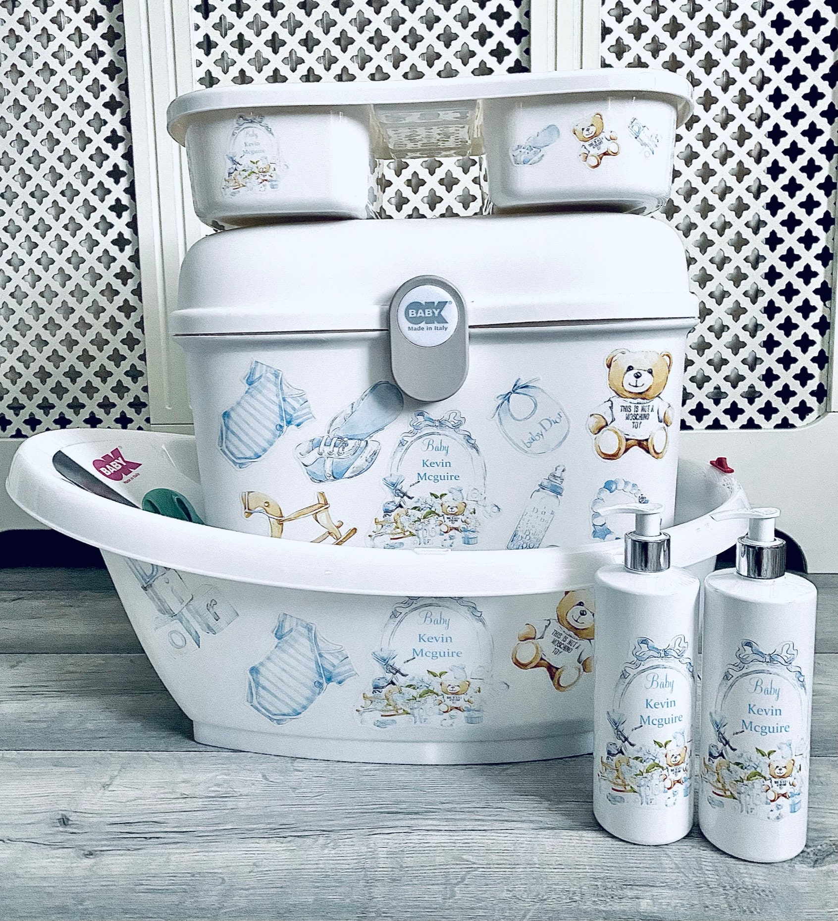 Dior store bath set