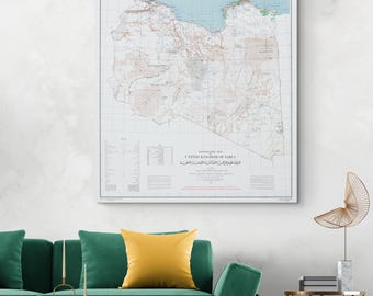 Mapa topográfico del Reino Unido de Libia de 1962: mapa en relieve del norte de África con elevación, terreno, carreteras y accidentes geográficos.