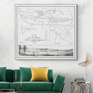 Puede incluir: Un mapa en blanco y negro enmarcado del área de la cuenca de Boise, incluidos los condados de Ada, Alturas y Owyhee en Idaho. El mapa incluye texto e ilustraciones detalladas de la región. El marco es blanco.