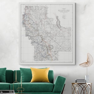 Mapa de 1935 da Floresta Nacional de Mono – Mapa Florestal Histórico da Califórnia mostrando estradas, trilhas, acampamentos, postos de guardas florestais e terrenos montanhosos