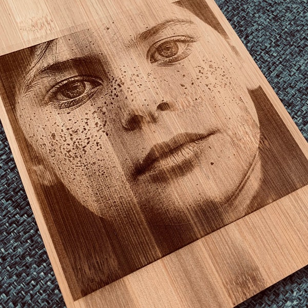 Photo Laser Cutting Board - Personalized gifts - Kitchen gifts - Your own photo processed and lasered onto a Bamboo Cutting Board