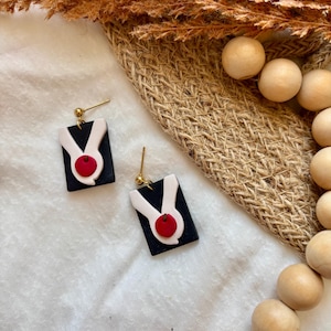 LIBRO DE VAMPIROS • Pendientes de arcilla polimérica • Pendientes de arcilla modernos • Pendientes de arcilla llamativos • Pendientes de arcilla coloridos • Pendientes de libros