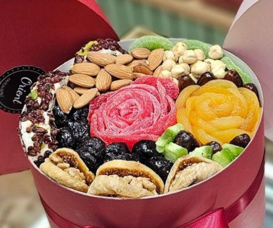 ケーキスタンド、フルーツプレート、ホームリビングルームコーヒーテーブル、キャンディプレート、スナックプレート、フルーツプレート、デザ フルーツプレート  ガラス フルーツ トレイ セラミック フルーツ トレイ キャンディー スナック ドライ フルーツ トレイ収納 ... セラミックドライフルーツプレート、2段デザートテーブルデコレーション、スナックスタンド、フルーツプレート、ケーキスタンド、キャンディ