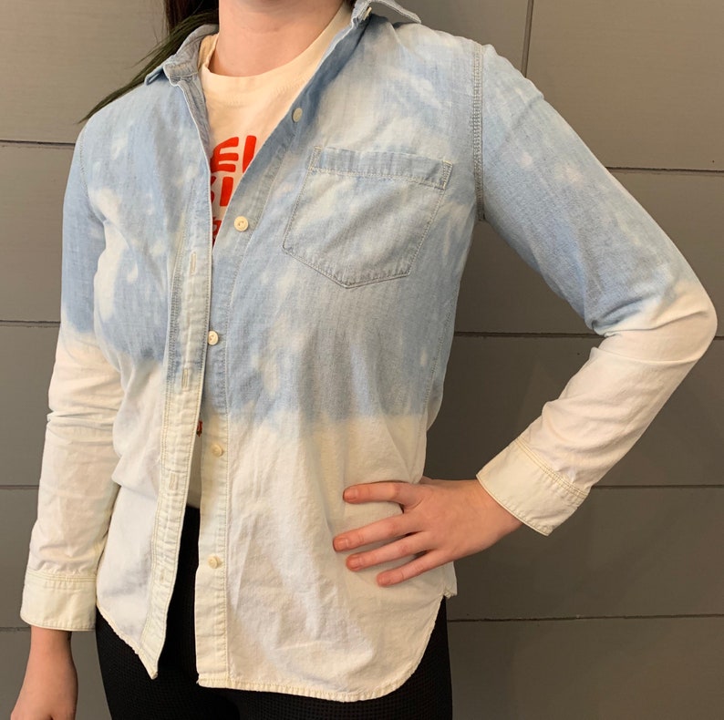 Run Cleveland Bleached Denim Button Up Shirt XS