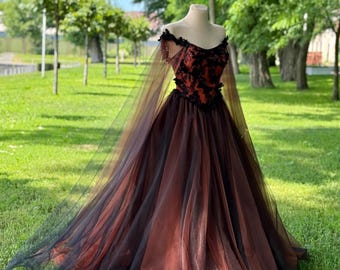 Robe de mariée gothique noire et orange, robe couleur brique ornée de papillons 3D, robe corset à épaules couvertes, tenue idéale pour les soirées à thème.