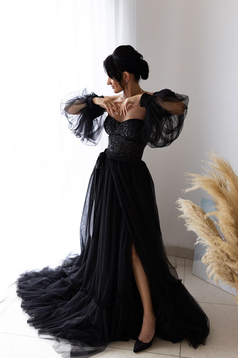 light blue hoco dress Spaghetti Strap V Neck Lace Homecoming Dresses Chic Backless Color:Black/Silver Back Style_Key Hole NEW Black Fitted Maxi