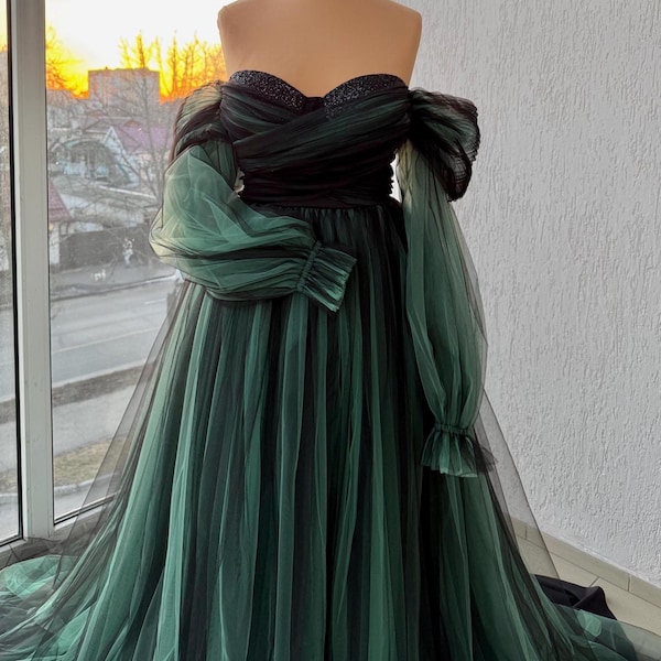 The image of the Forest Fairy,Black and green ombre dress,Green ombre dress.A fluffy dress for carnival,Emerald Dress of the Forest Mavka